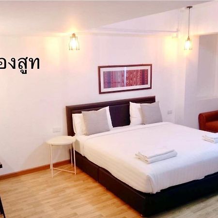Kailub Rooms Hotel Bangkok Exterior photo