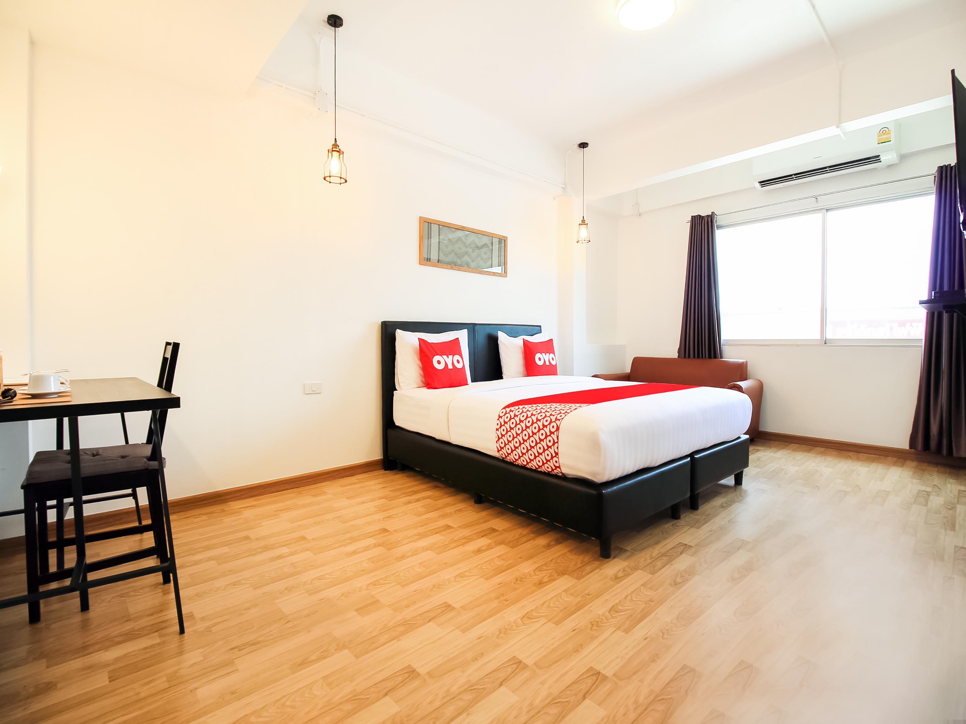 Kailub Rooms Hotel Bangkok Exterior photo