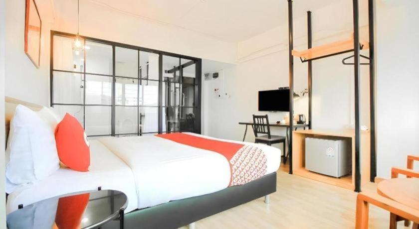 Kailub Rooms Hotel Bangkok Exterior photo