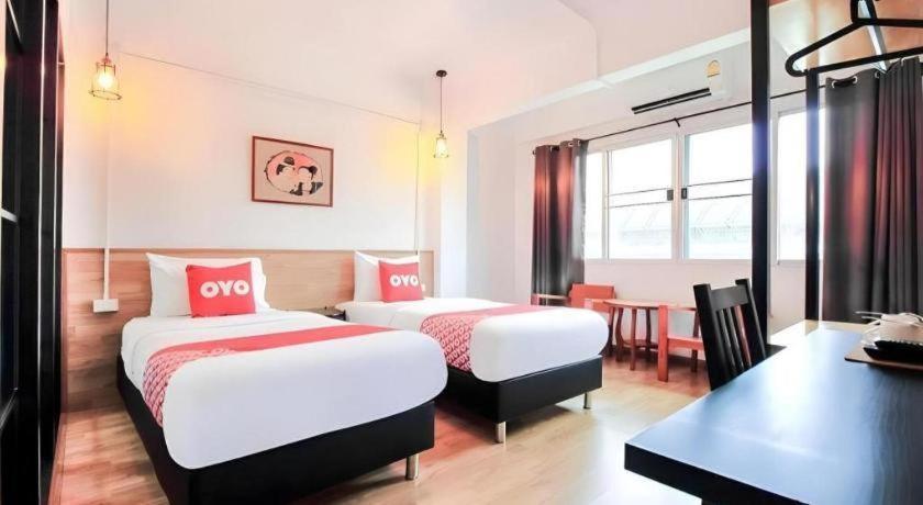 Kailub Rooms Hotel Bangkok Exterior photo